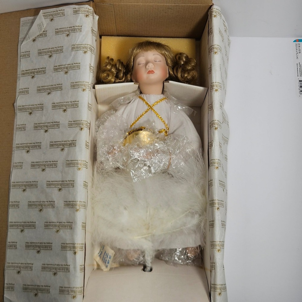 Ashton Drake The Blessed Angel Julie Good Kruger Nativity Doll